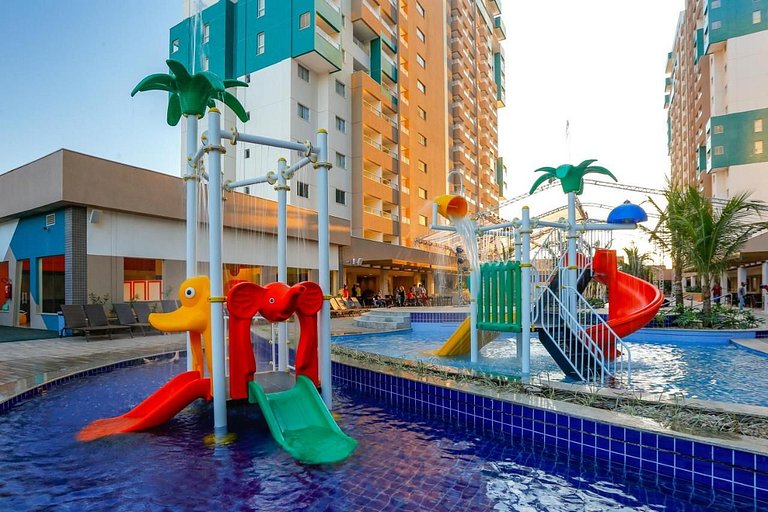 Ampla Suíte Familiar no Olímpia Park Resort