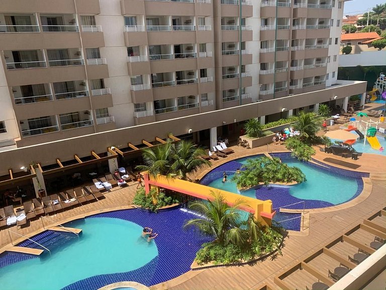 Suíte Moderna no Olímpia Park Resort